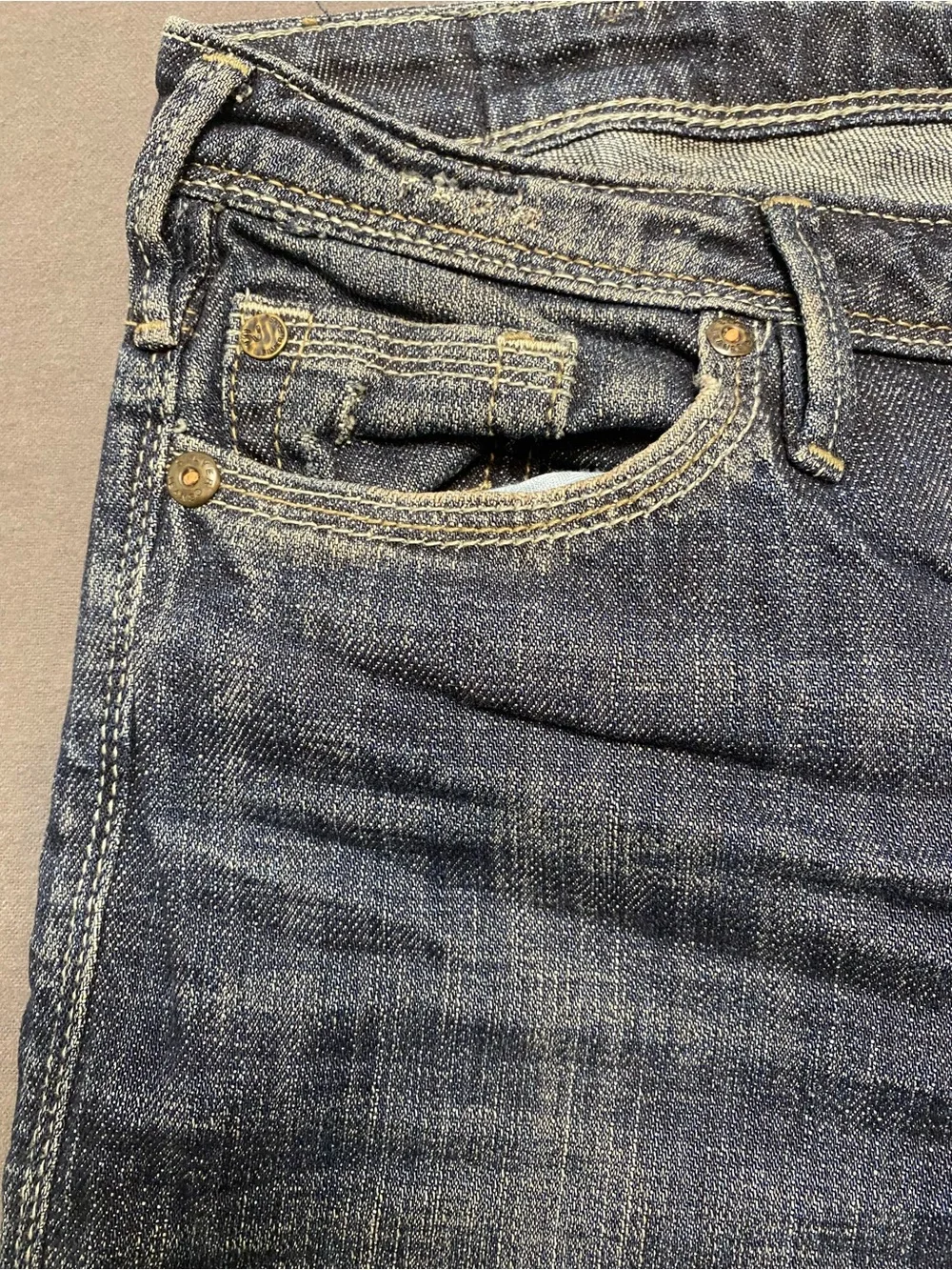 Silver Jeans Women's Isabel Medium Blue Bootcut Jeans 30/33